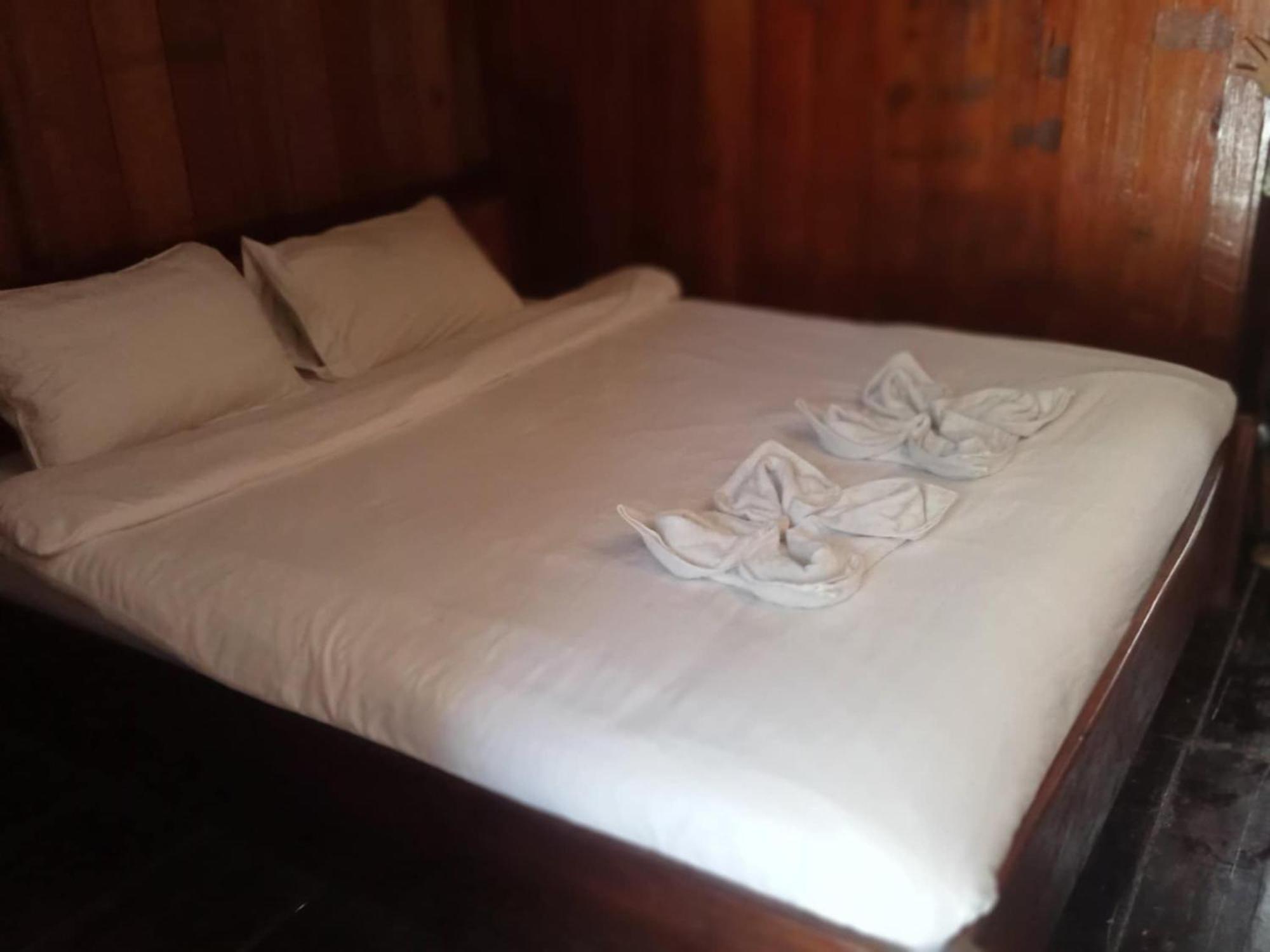 Cam U View Bungalow Hotel Nong Khiaw Phòng bức ảnh